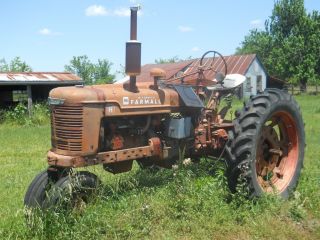 Farmall H Series Tractor photo