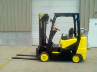 Daewoo 5000 Lb Forklift - Great Condition Runs And Looks Great photo