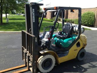 2006 Komatsu Fg25t - 16 Pneumatic Tire Forklift.  3 Stage Mast.  Only 1768 Hours photo