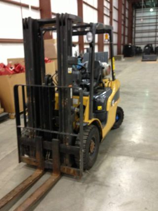 2005 Caterpillar P4000 Forklift Pneumatic Lightly 800 Hours Only Propane photo