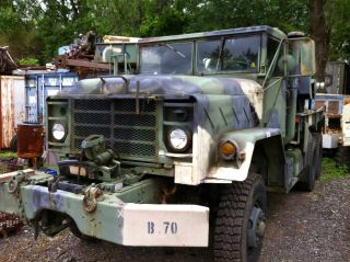 1980 Miltary 5 Ton Tow/recovery Truck photo