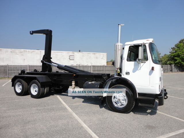 1999 Volvo Wx64 Other Heavy Duty Trucks photo