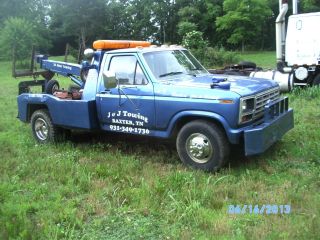 1983 Ford F 350 photo