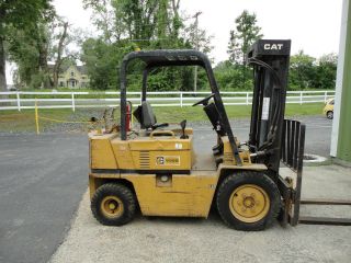 Cat Forklift 5,  000 Lbs Capacity Pneumatic Tire photo