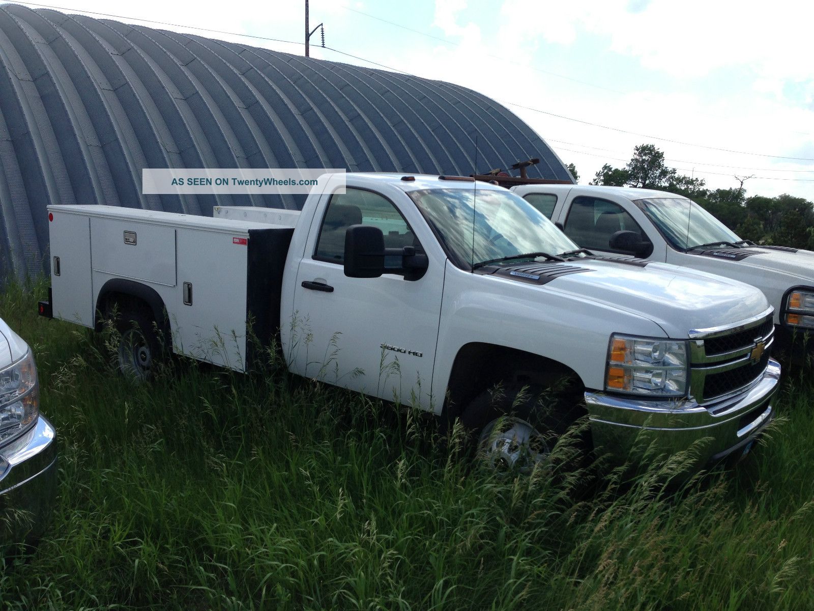 2011 Chevrolet 3500 Utility / Service Trucks photo