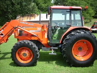 Kubota M9000 Cab+loader+4x4 With 960hours Cond @@@ photo