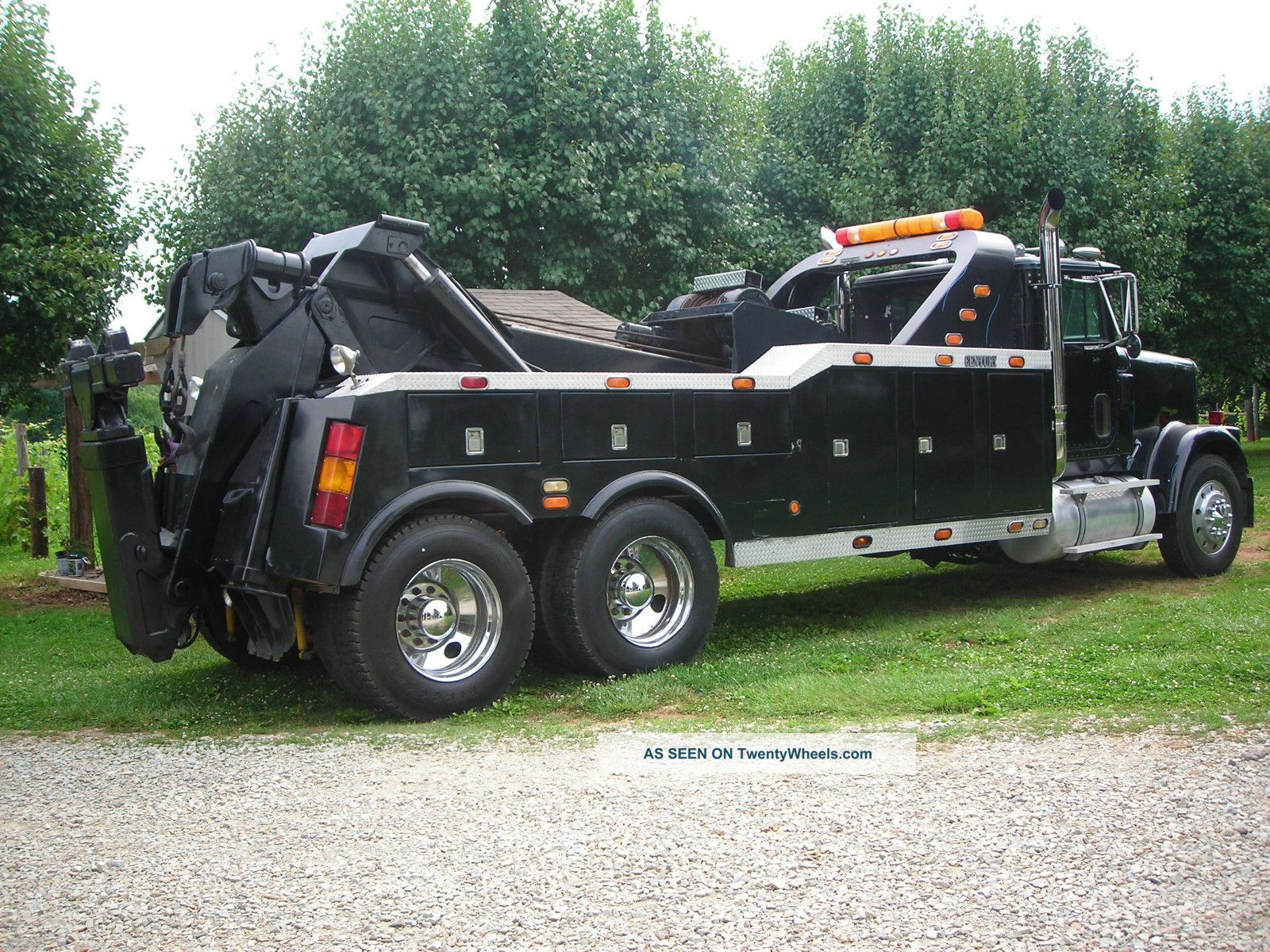 1985 International 9370 Wreckers photo