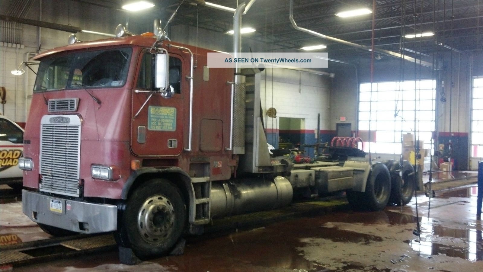 1994 Freightliner Fla Sleeper Semi Trucks photo