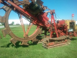 Cleveland Bd92 Wheel Trencher; Continental 6 Cylinder Gas Engine photo