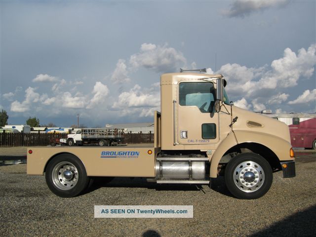 2002 Kenworth T300 Other Medium Duty Trucks photo