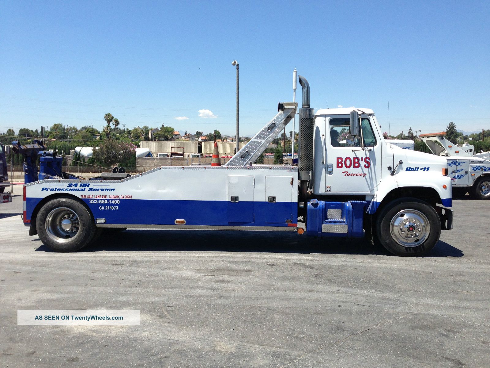 1986 International 2375 Flatbeds & Rollbacks photo