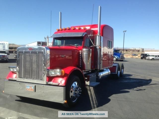 2002 Peterbilt 379 Exhd Sleeper Semi Trucks photo