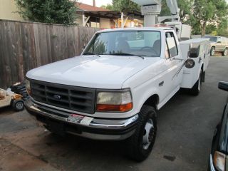 1997 Ford F450 photo