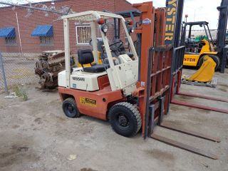 Nissan Forklift - 3,  000 Lbs - Pneumatic Tires - Gasoline photo