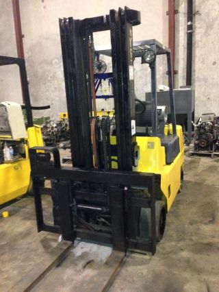 Hyster 60 Forklift 5200lbs photo