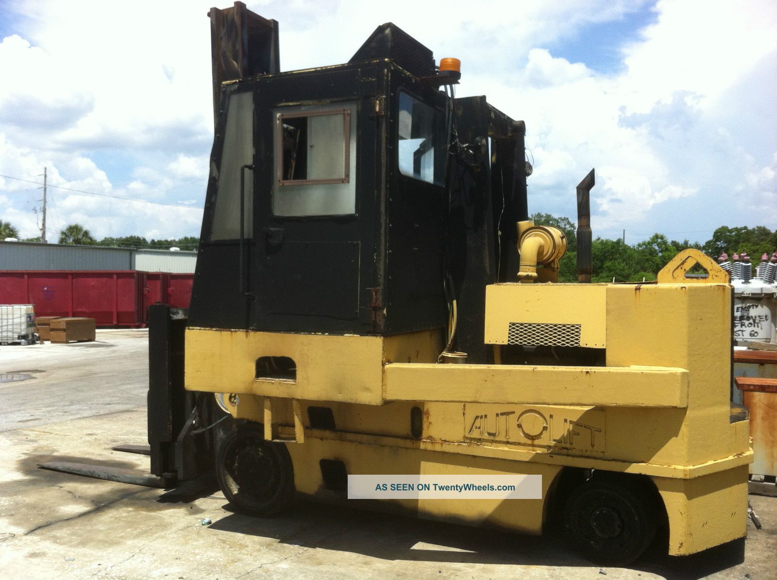Forklift Forklifts photo