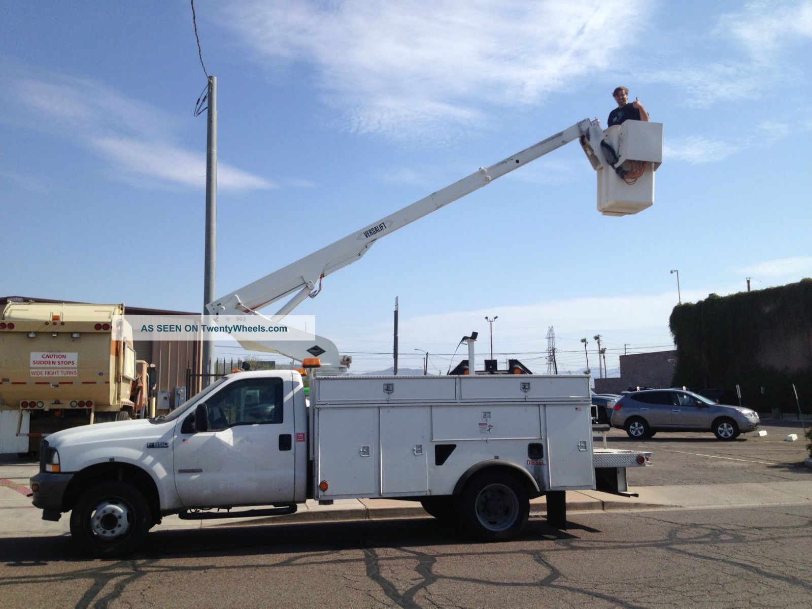 2003 Ford F550 Bucket / Boom Trucks photo