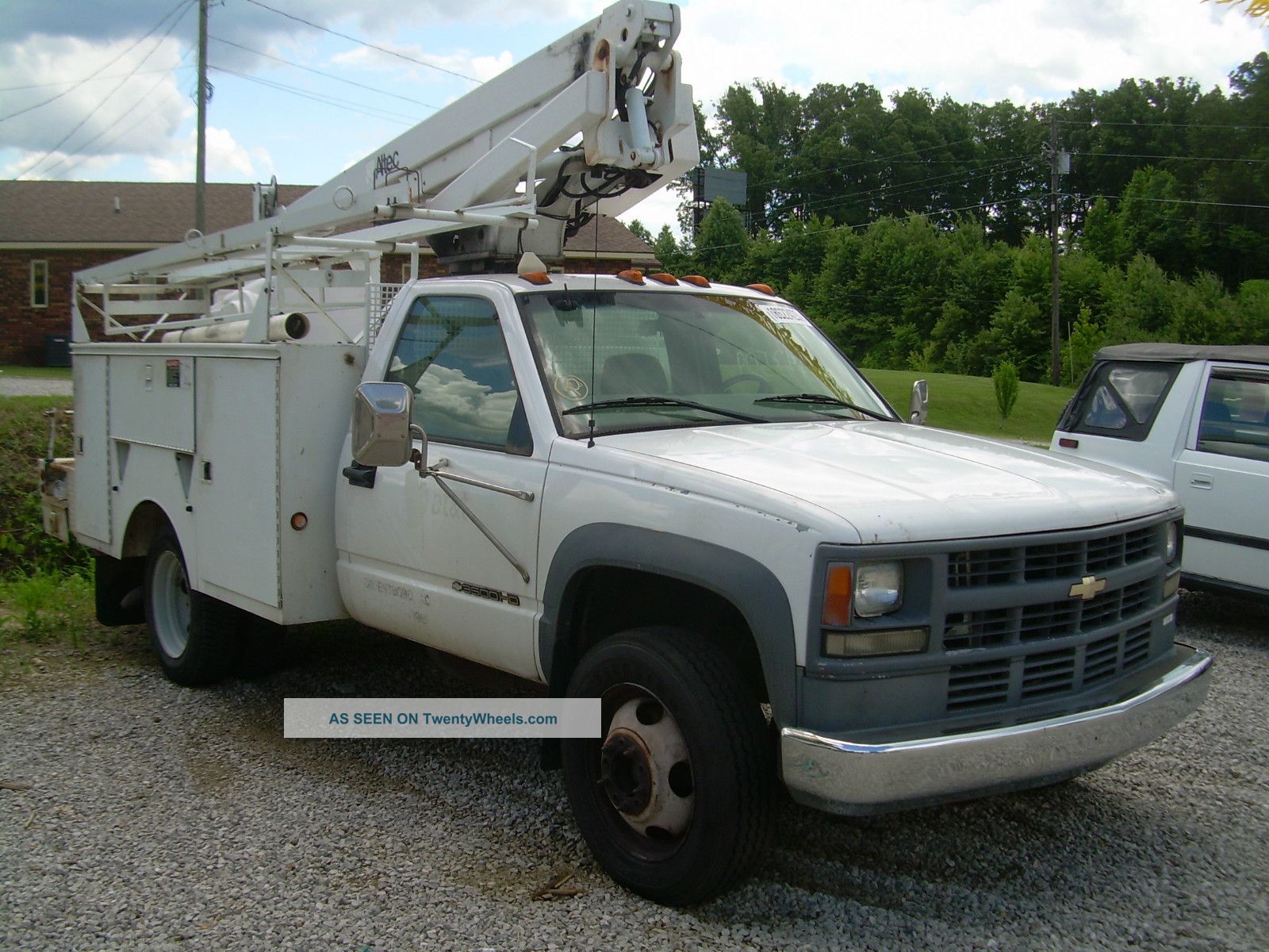 2000 Chevrolet 3500 Hd Bucket / Boom Trucks photo
