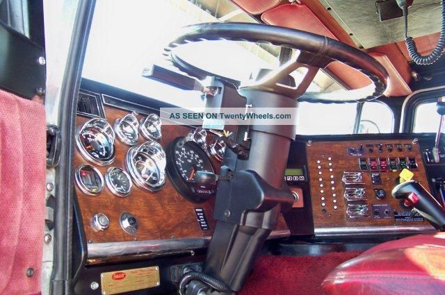 1992 Peterbilt 362 Sleeper Semi Trucks photo