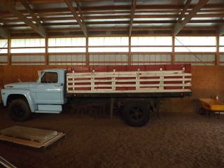 1972 Ford F - 600 photo