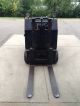 Raymond 060 - C40tn Stand Up Forklift,  Cap.  3000 Lbs Forklifts photo 5