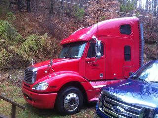 2005 Freightliner Columbia Cl120064st photo