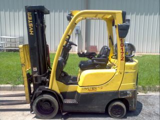 2009 Hyster 6000 Lb Forklift 3 Stage Mast Lp Cushion Sideshifter photo