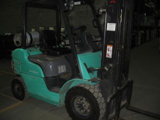 Mitsubishi Forklift Fg20n 2006 Lp Power Only 558 Hours photo