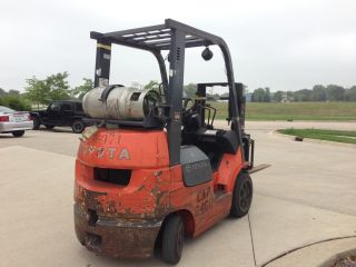 2003 Toyota Lpg Forklift For Under $3000 - Chicago - Good Lift - Ready To Go To Work photo