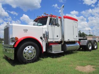 1994 Peterbilt 379 Ext Hood photo