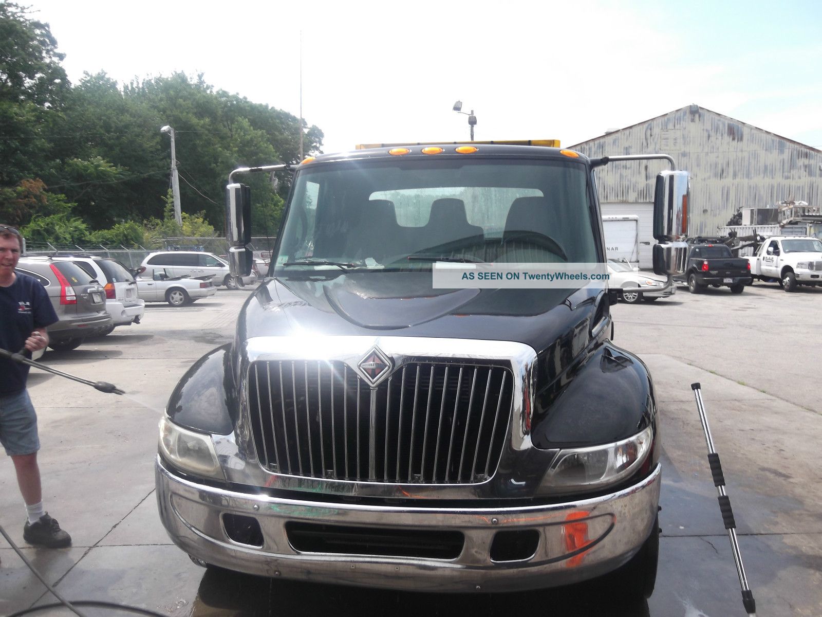 2005 International 4300 Flatbeds & Rollbacks photo