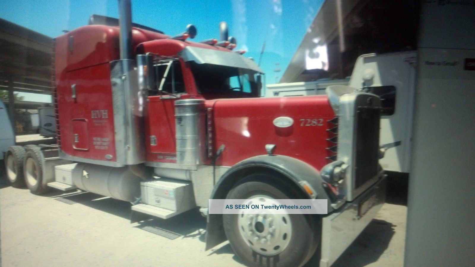 2000 Peterbilt 379 Sleeper Semi Trucks photo