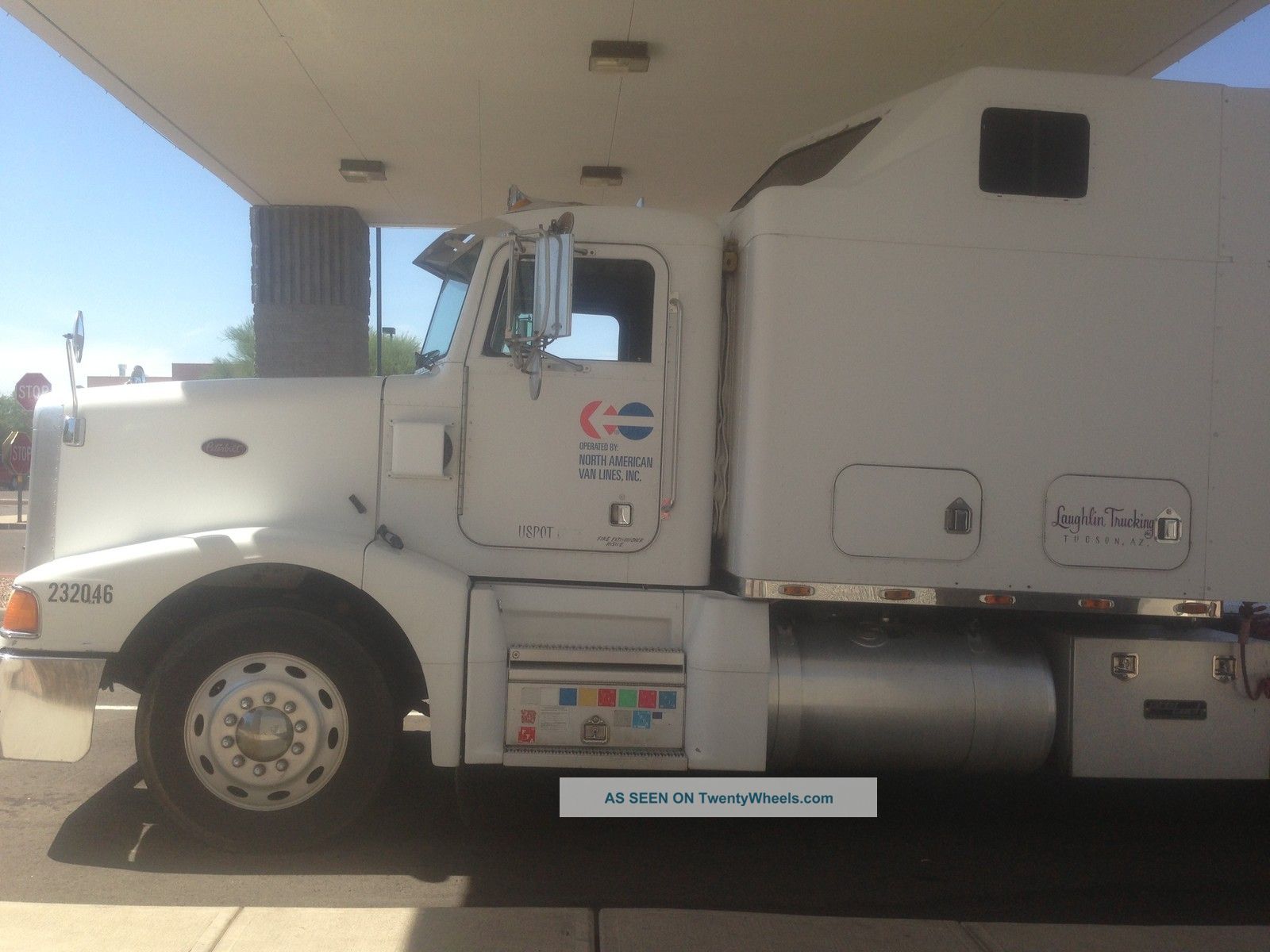 1994 Peterbilt 377 Sleeper Semi Trucks photo