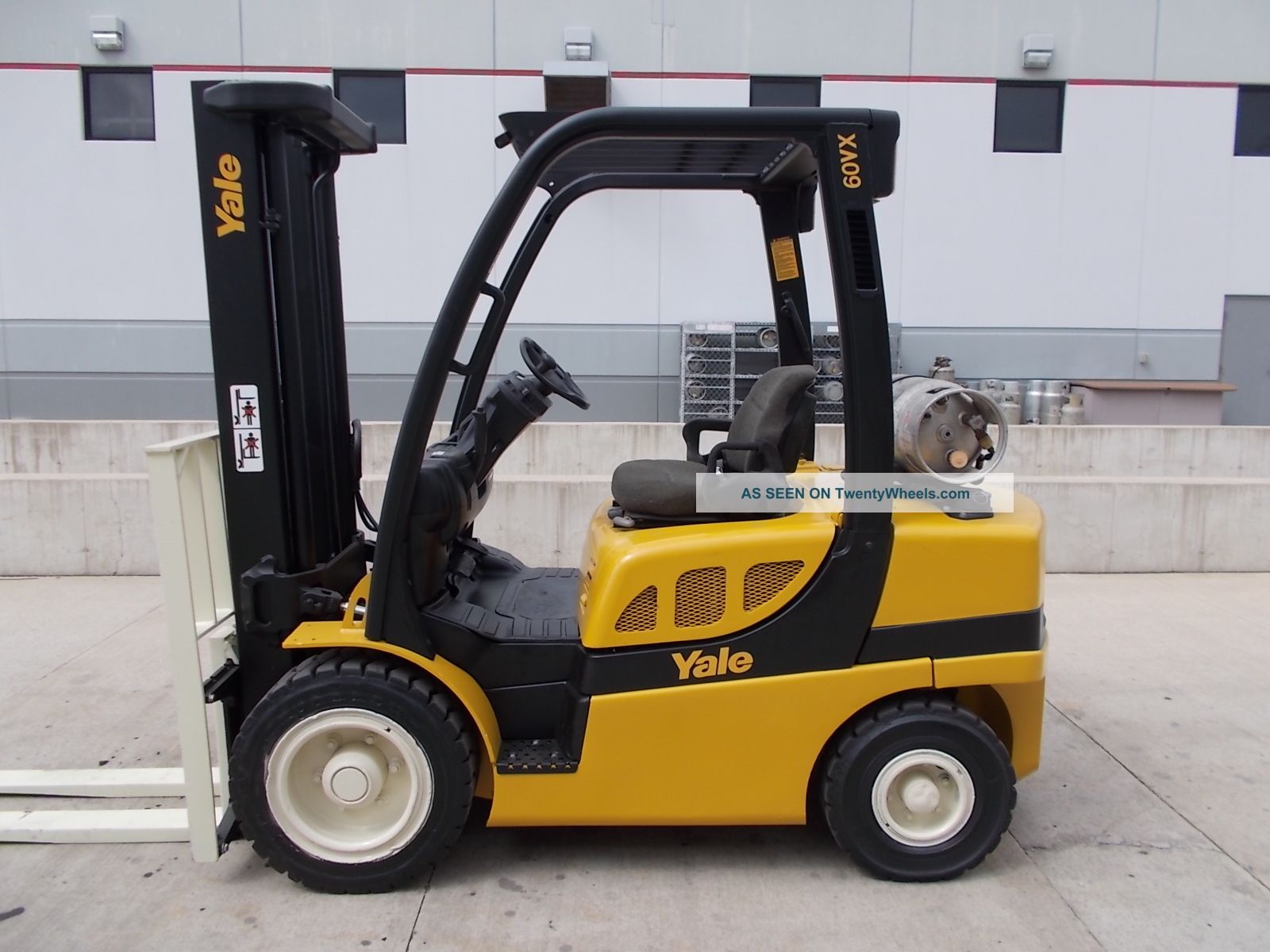 2009 Yale Glp060vx Fork Forklift Hyster 6000lb Pneumatic Lifttruck Lift Hyster Forklifts photo