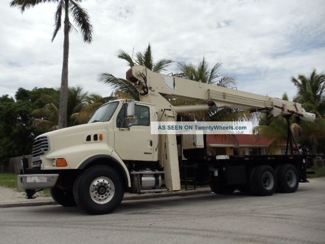 2006 Sterling At9513 Bucket / Boom Trucks photo