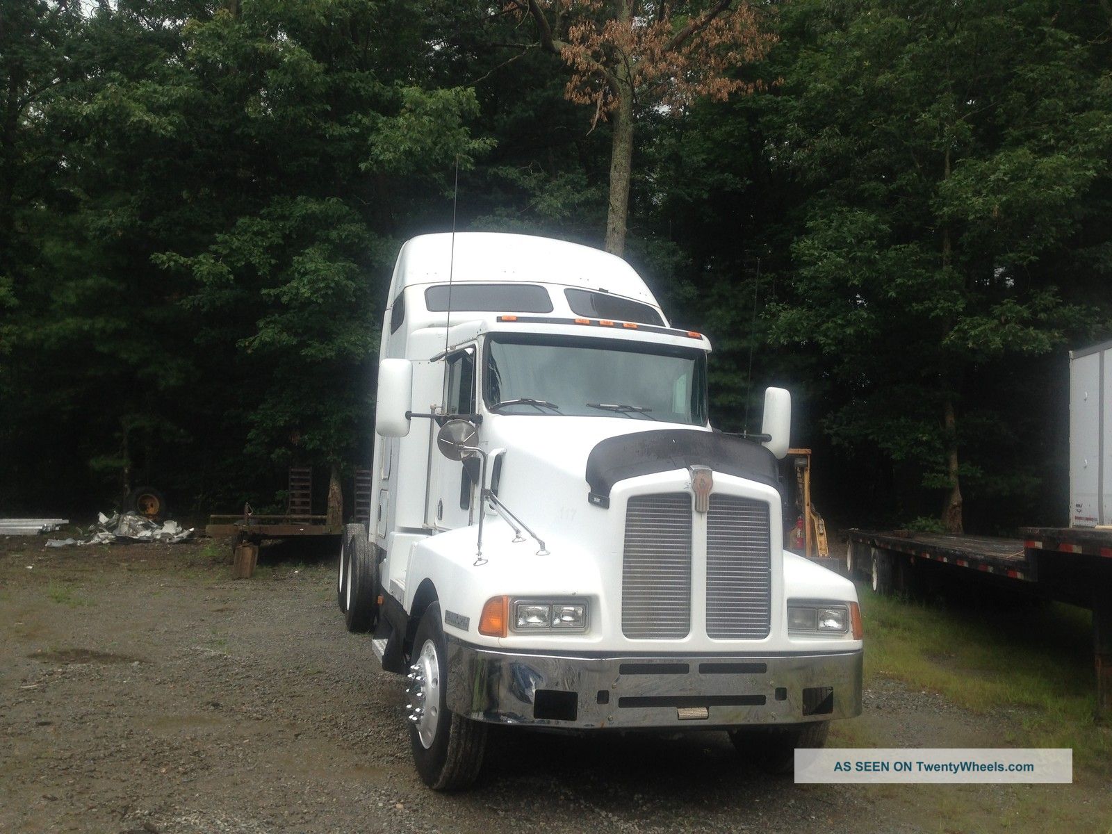 1994 Kenworth T 600 Sleeper Semi Trucks photo