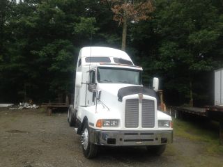 1994 Kenworth T 600 photo