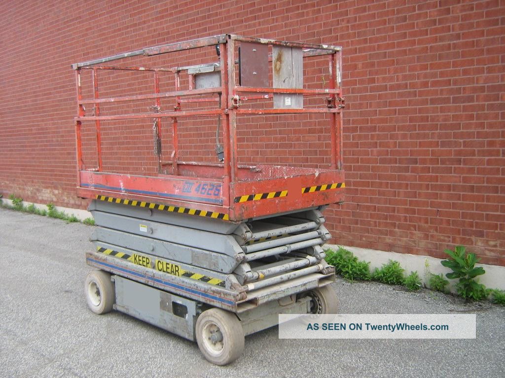 Skyjack Sjiii 4626 Electric Scissor Man Lift Aerial Boom 32 ' Scissor & Boom Lifts photo