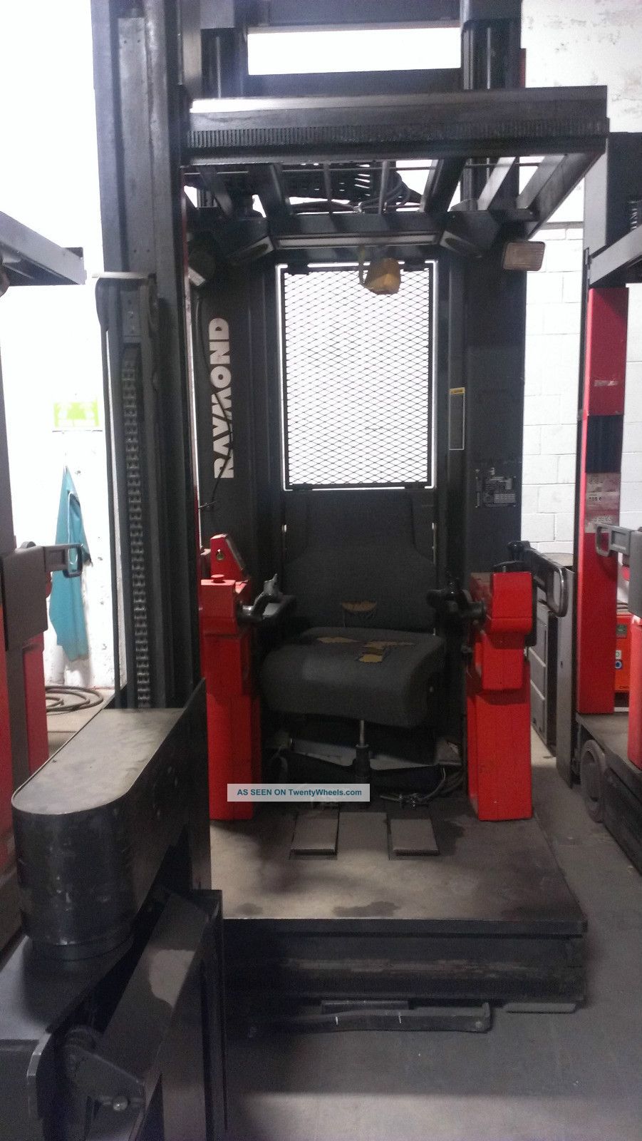 Raymond 537 Csr30t Swing Reach Forklift Fork Lift Columbus Ohio