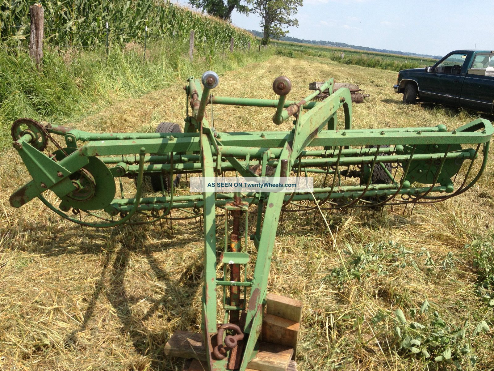 Oliver 107 Hay Rake