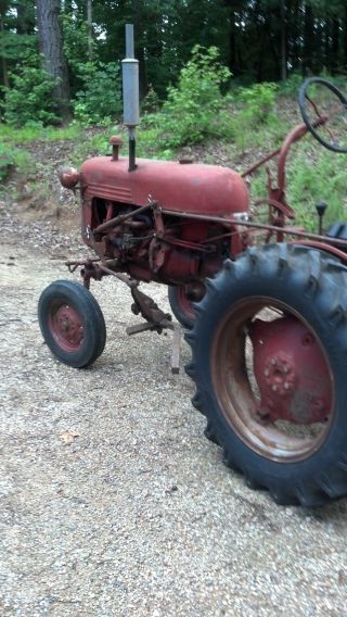 Farmall Cub Tractor photo