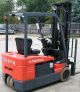 Toyota 7fbehu18 (2005) 3500 Lbs Capacity Electric 3 Wheel Forklift Forklifts photo 2