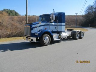 2004 Kenworth T800 photo