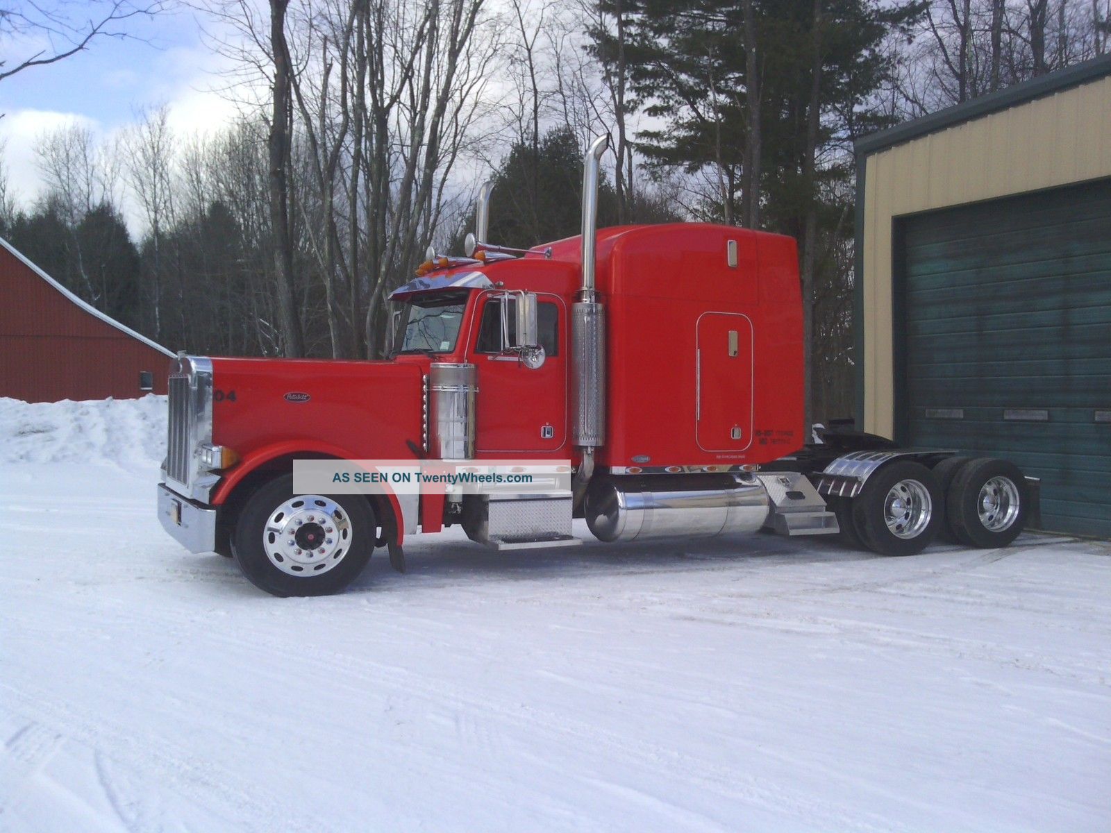 2004 Peterbilt 379 Sleeper Semi Trucks photo