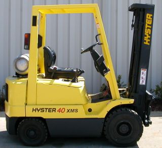Hyster Model H40xms (1995) 4000lbs Capacity Lpg Pneumatic Tire Forklift photo