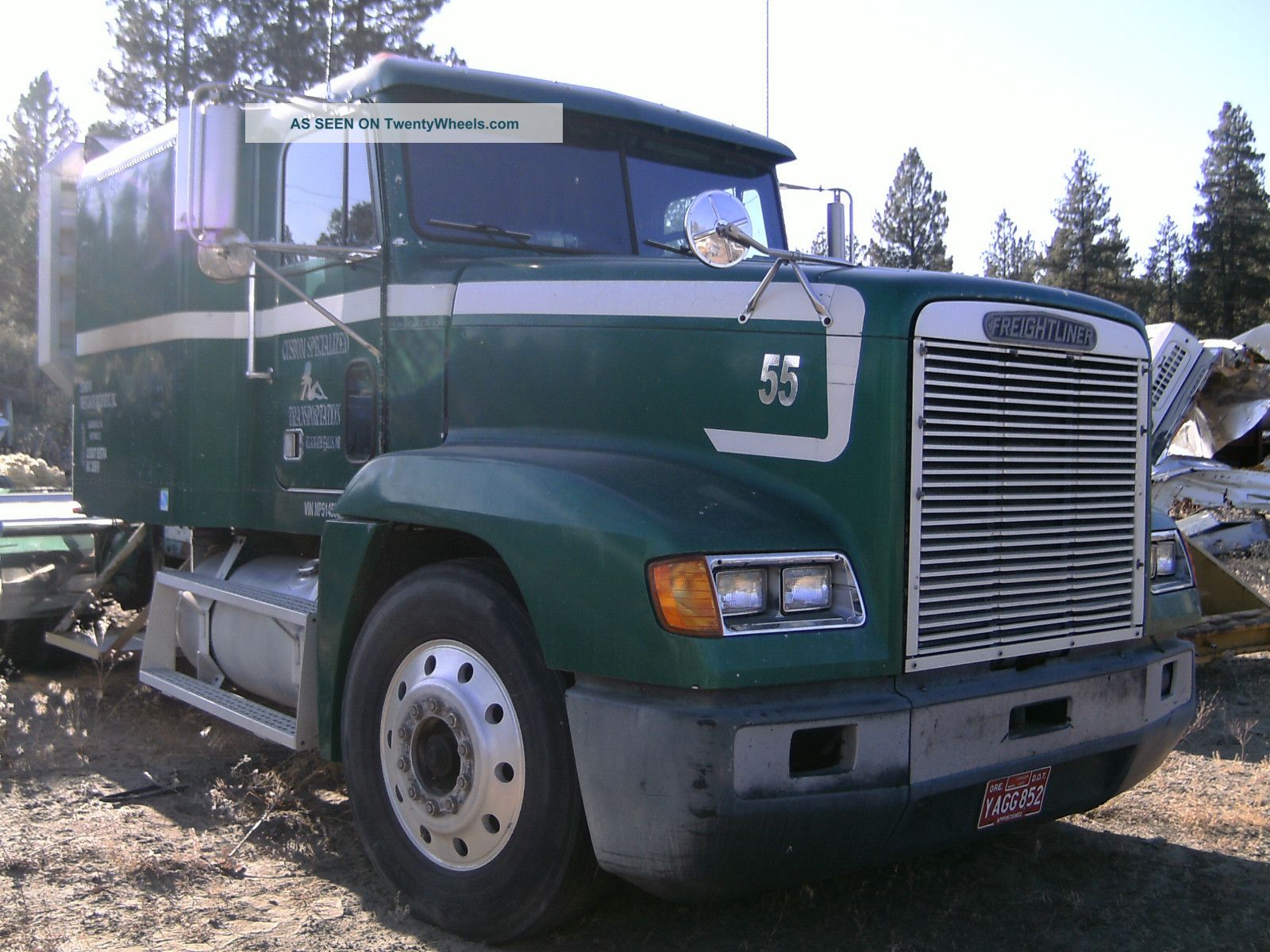 1992 Freightliner Fld120 Daycab Semi Trucks photo