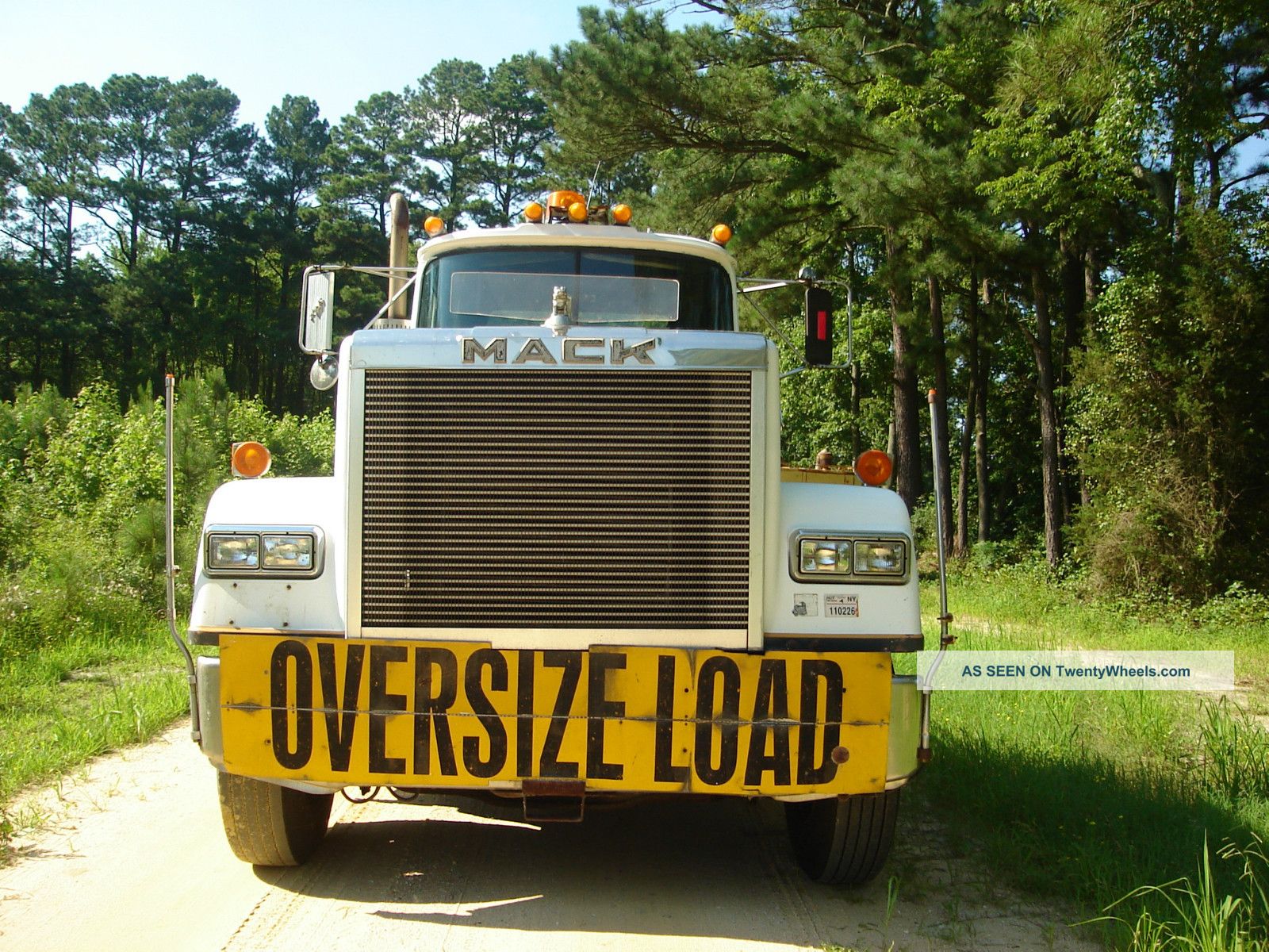 1987 Mack Rw Mack Daycab Semi Trucks photo