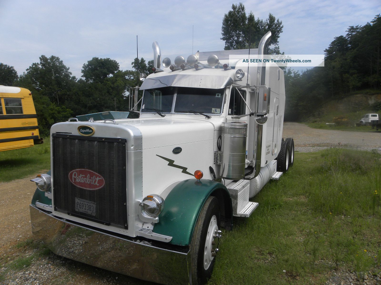 2000 Peterbilt 379 Sleeper Semi Trucks photo