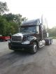 2005 Freightliner Columbia Sleeper Semi Trucks photo 1