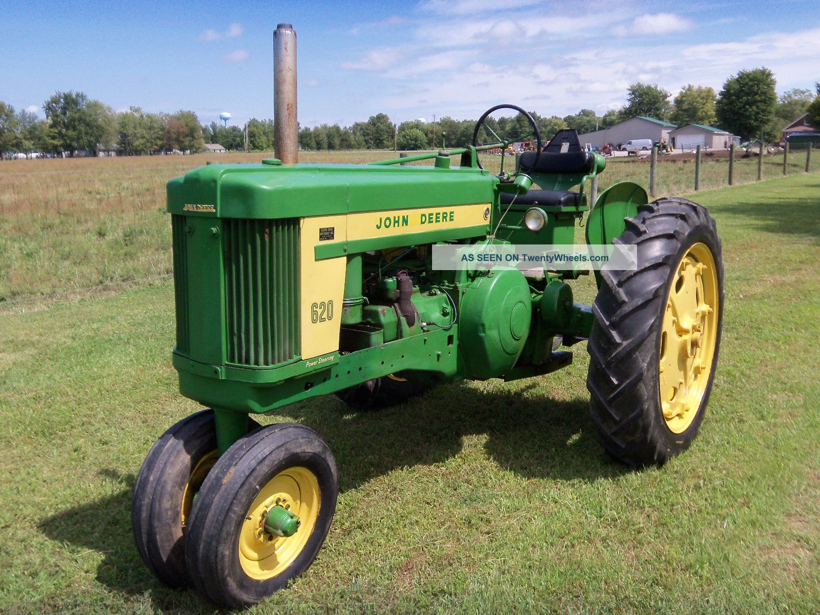 John Deere 620 Tractor